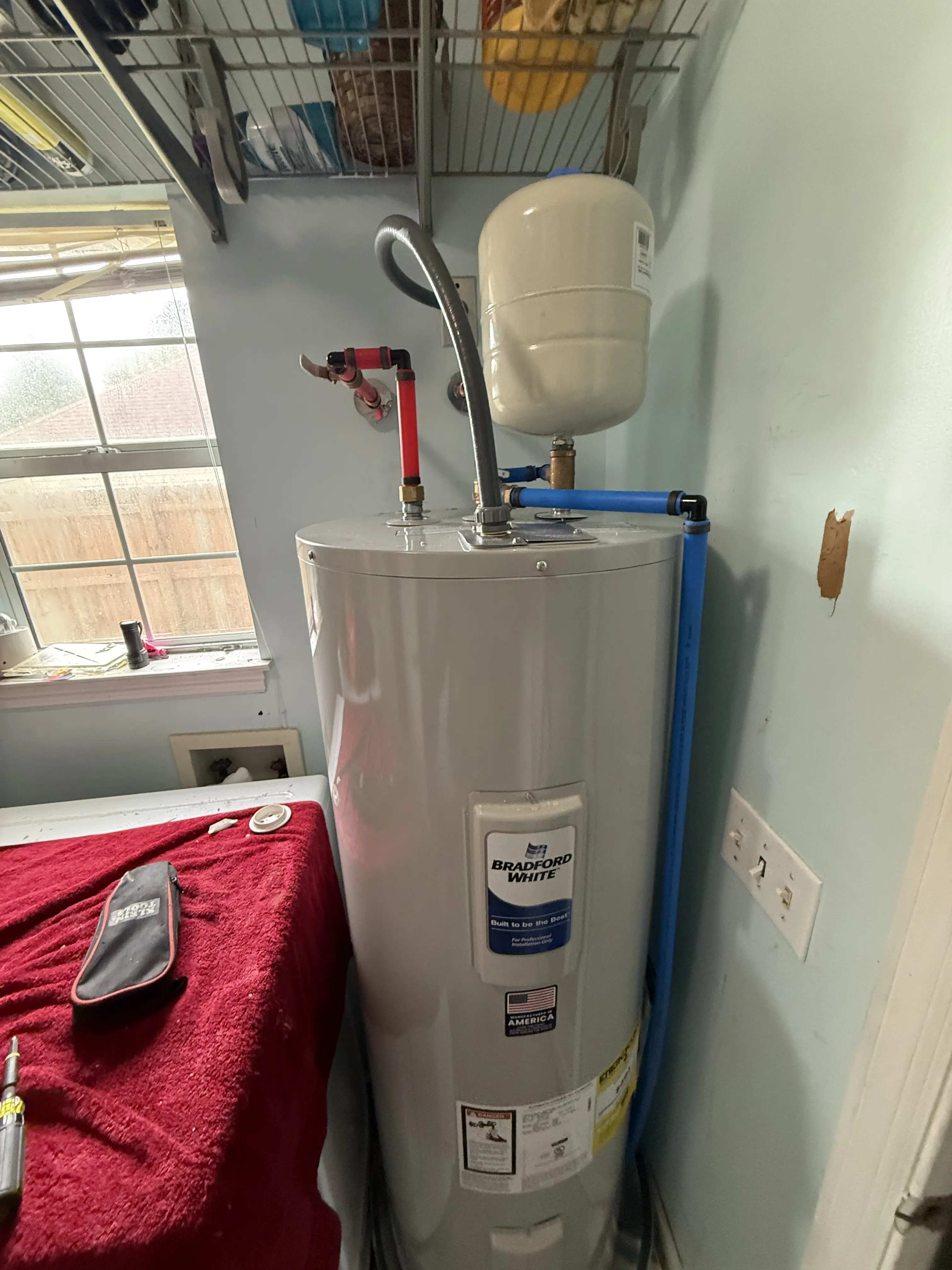 New Bradford White water heater installed in a Bluffton, SC home